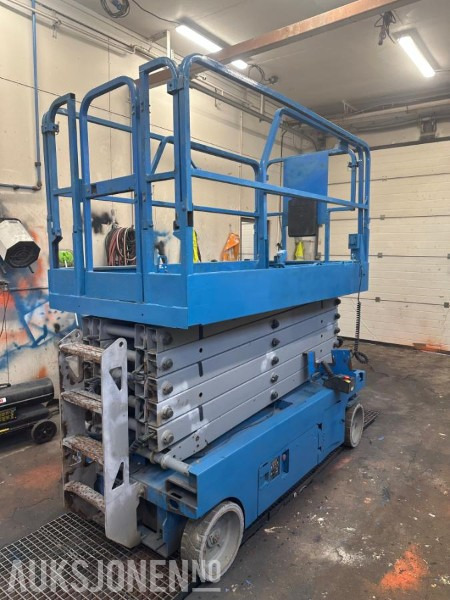 2013 Genie GS4047 14 meter elektrisk sakselift, årskontrollert, 393 timer - Aerial platform: picture 3 2013 Genie GS4047 14 meter elektrisk sakselift, årskontrollert, 393 timer - Aerial platform: picture 3