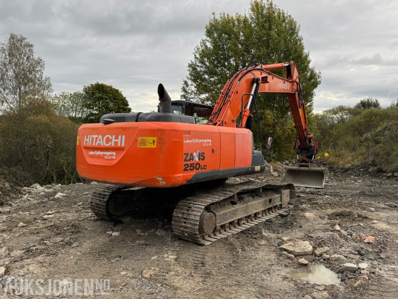 Excavator 2013 Hitachi ZX250LC-5B – med Indexator tiltrotator,sorterings-/rivningsklype,pigghammer, 3 skuffer: picture 7
