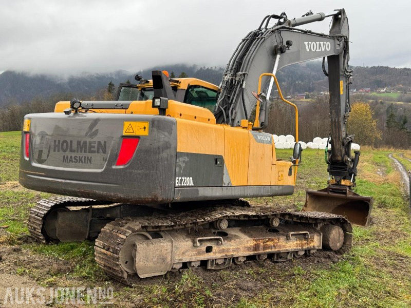 2013 Volvo EC220DL gravemaskin med 2 skuffer / Tiltrotator - Excavator: picture 5 2013 Volvo EC220DL gravemaskin med 2 skuffer / Tiltrotator - Excavator: picture 5