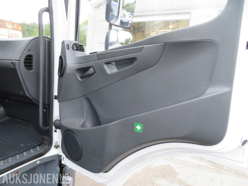 Box truck 2014 Mercedes-Benz Atego - Kjølebil med Carrier Xarios 600 og Lamberet skap: picture 8 Box truck 2014 Mercedes-Benz Atego - Kjølebil med Carrier Xarios 600 og Lamberet skap: picture 8