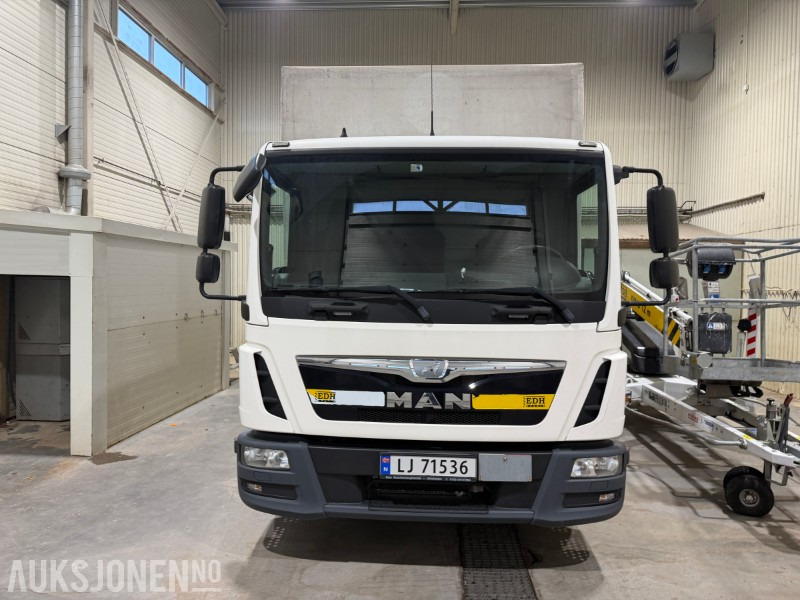 2015 MAN TGL 8.180 - Hengerfeste - Aircondition - 87.946 km - Bakløft - Box truck: picture 2 2015 MAN TGL 8.180 - Hengerfeste - Aircondition - 87.946 km - Bakløft - Box truck: picture 2