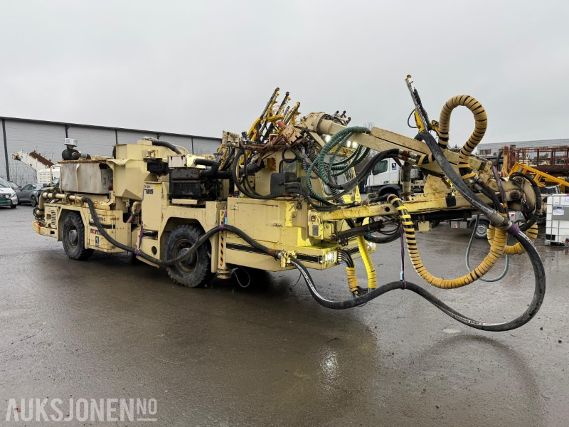 2015 Normet V50 Sprøyterigg, Tromler, tett hytte, DEFA, lavt timetall, reservehjul, Lys - Drilling rig: picture 2 2015 Normet V50 Sprøyterigg, Tromler, tett hytte, DEFA, lavt timetall, reservehjul, Lys - Drilling rig: picture 2