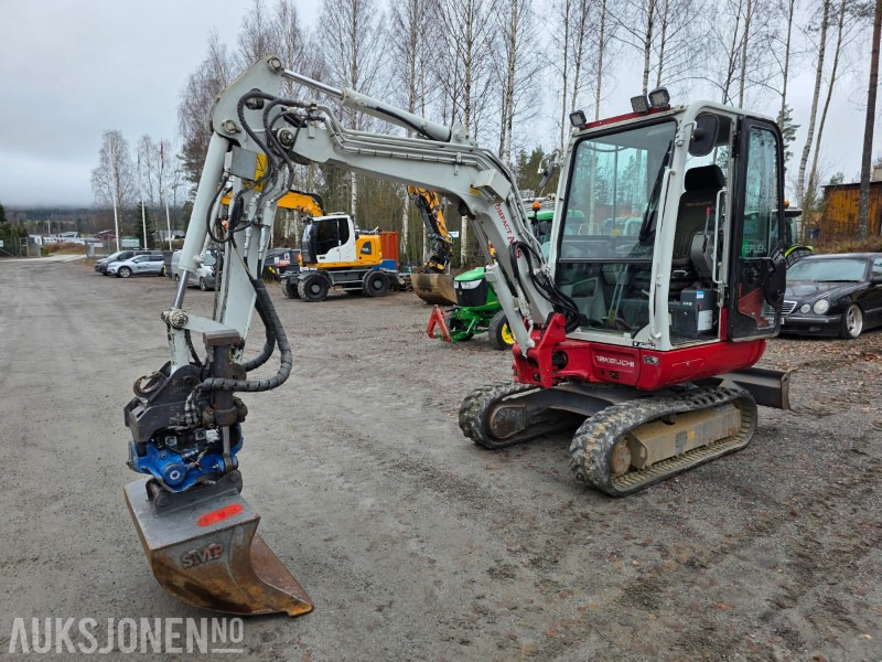 2015 Takeuchi TB230 minigraver 2,8 T SMP rototilt - Mini excavator: picture 1 2015 Takeuchi TB230 minigraver 2,8 T SMP rototilt - Mini excavator: picture 1