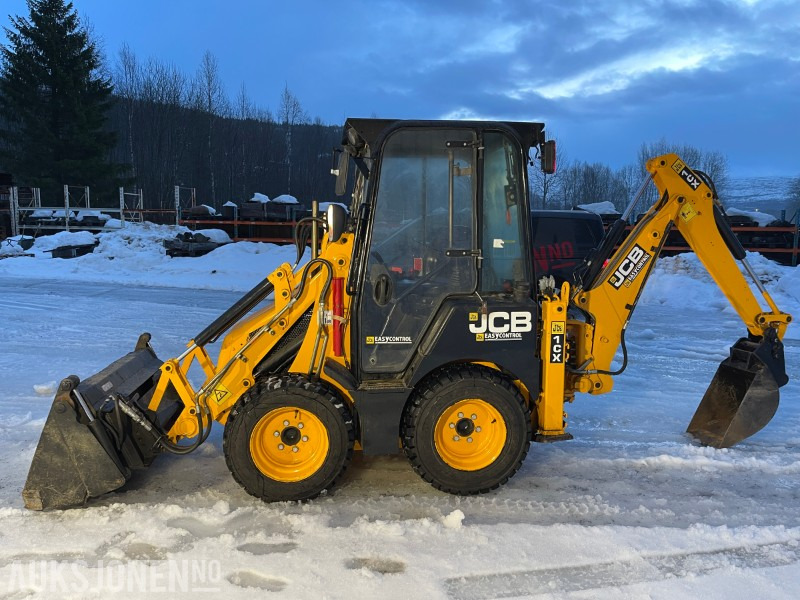 2016 JCB 1CX - Kompakt spakestyrt traktorgraver, med frontlaster og graveaggregat - Backhoe loader: picture 2 2016 JCB 1CX - Kompakt spakestyrt traktorgraver, med frontlaster og graveaggregat - Backhoe loader: picture 2
