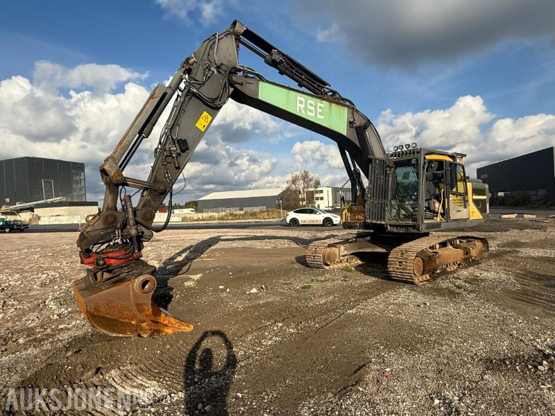 2016 VOLVO EC250EL FULLT UTRUSTET RIVNINGSMASKIN - ROTOTILT - SENTRALSMØRING - 6029 TIMER. - Excavator: picture 1 2016 VOLVO EC250EL FULLT UTRUSTET RIVNINGSMASKIN - ROTOTILT - SENTRALSMØRING - 6029 TIMER. - Excavator: picture 1