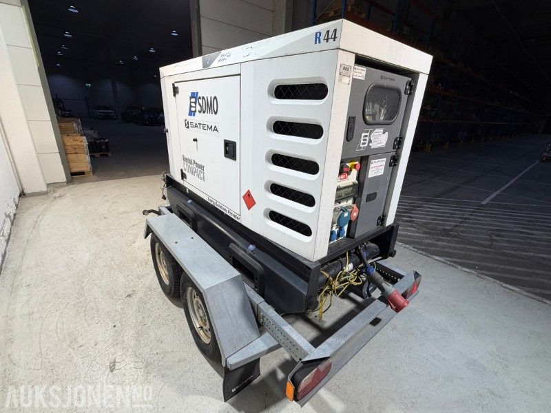 2017 SATEMA SDMO R44C3 40kVA 400V tilhengermontert strømaggregat - Construction equipment: picture 2 2017 SATEMA SDMO R44C3 40kVA 400V tilhengermontert strømaggregat - Construction equipment: picture 2