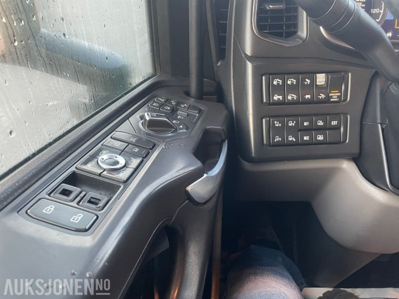 Tipper 2018 Scania R500 6x4 m/dumperkasse brøyterigget Kun 167 000 km: picture 18