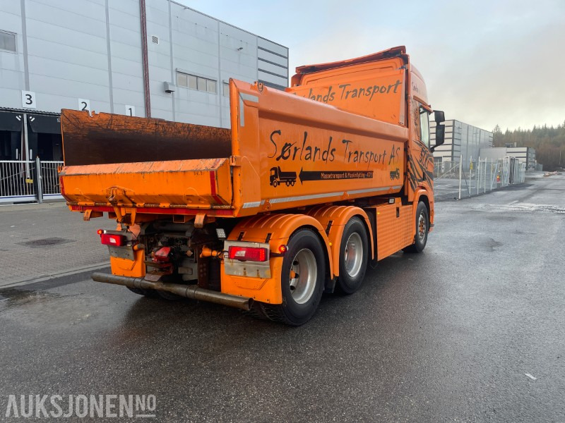 2018 Scania R500 6x4 m/dumperkasse brøyterigget Kun 167 000 km - Tipper: picture 3 2018 Scania R500 6x4 m/dumperkasse brøyterigget Kun 167 000 km - Tipper: picture 3