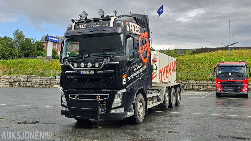 2020 Volvo 540 8x4 Brøyterigget krokbil med AJK påbygg - Hook lift truck: picture 1 2020 Volvo 540 8x4 Brøyterigget krokbil med AJK påbygg - Hook lift truck: picture 1