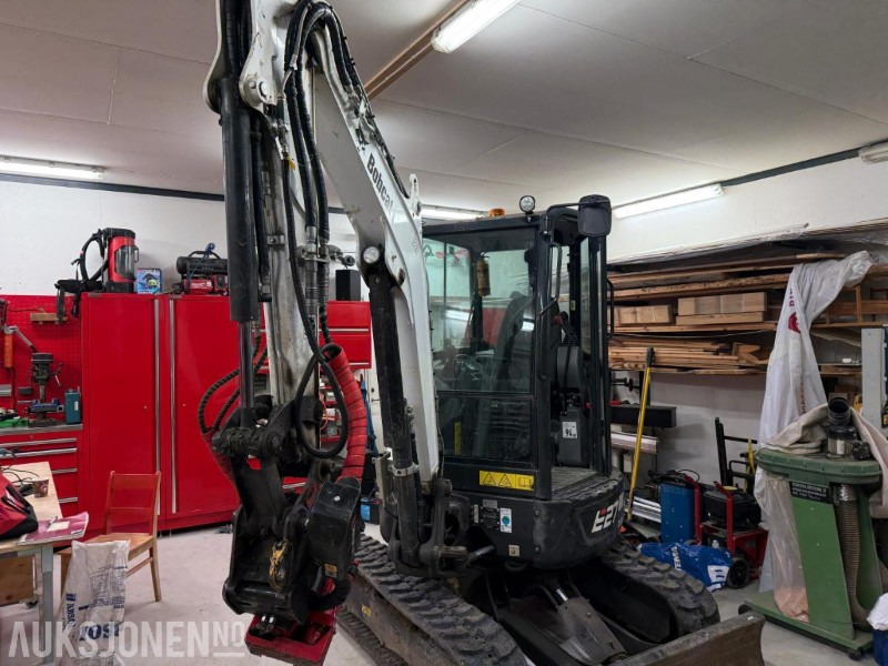2022 Bobcat E27 m/Rototilt tiltrotator, lite timer - Mini excavator: picture 3 2022 Bobcat E27 m/Rototilt tiltrotator, lite timer - Mini excavator: picture 3