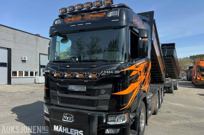 2024 Scania R590 8x4 krokbil - 12 000 km - serviceavtale - Hook lift truck: picture 1 2024 Scania R590 8x4 krokbil - 12 000 km - serviceavtale - Hook lift truck: picture 1