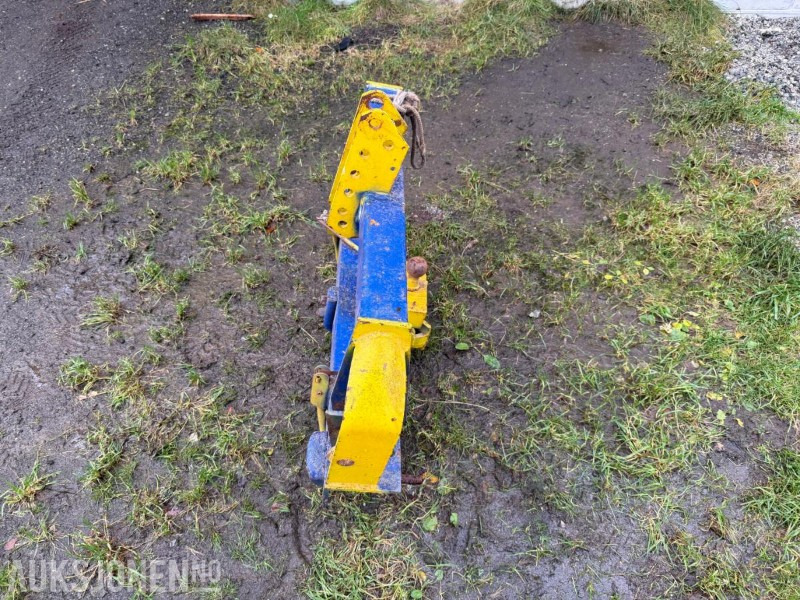 1990 Kombi-hengerfeste med kule og krok - Agricultural machinery: picture 3 1990 Kombi-hengerfeste med kule og krok - Agricultural machinery: picture 3