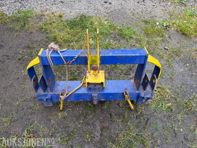 1990 Kombi-hengerfeste med kule og krok - Agricultural machinery: picture 4 1990 Kombi-hengerfeste med kule og krok - Agricultural machinery: picture 4