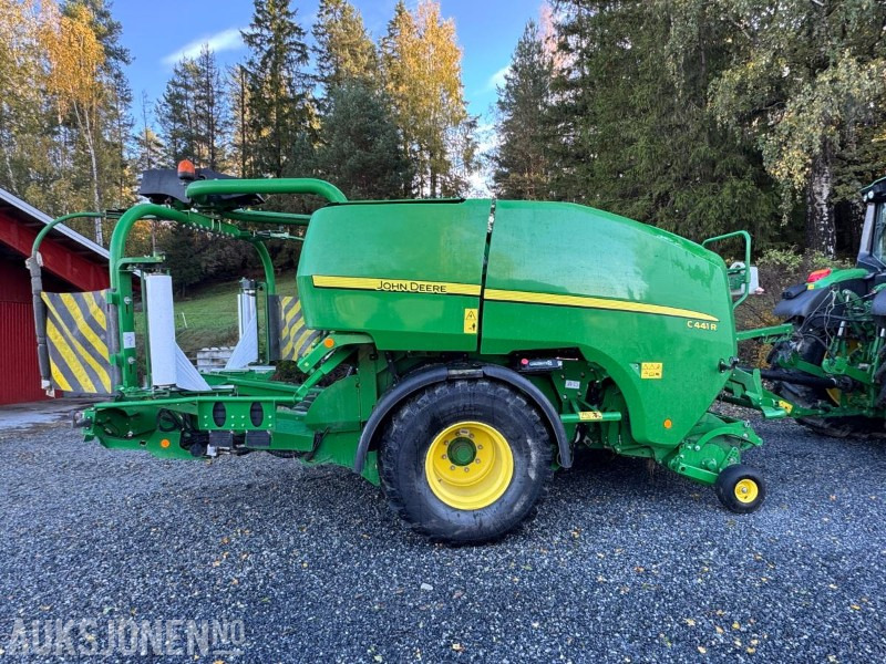 2017 John Deere C441 R kombipresse med sentralsmøring - Agricultural machinery: picture 4 2017 John Deere C441 R kombipresse med sentralsmøring - Agricultural machinery: picture 4