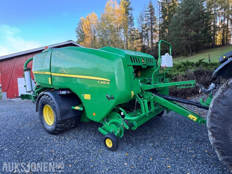 2017 John Deere C441 R kombipresse med sentralsmøring - Agricultural machinery: picture 5 2017 John Deere C441 R kombipresse med sentralsmøring - Agricultural machinery: picture 5