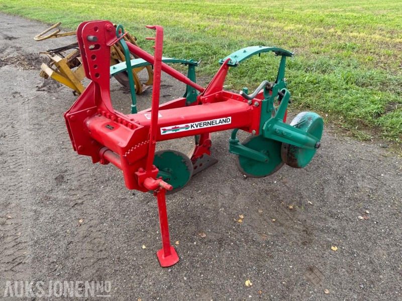 Kverneland Plog - Agricultural machinery: picture 1 Kverneland Plog - Agricultural machinery: picture 1