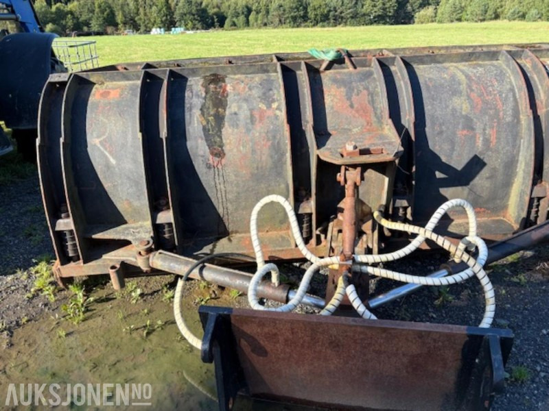 Tellefsdal Kommunalblad / Skjær - Agricultural machinery: picture 4 Tellefsdal Kommunalblad / Skjær - Agricultural machinery: picture 4