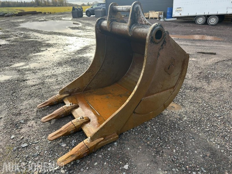 Götene Graveskuff 1350L S70 - Attachment for Construction machinery: picture 3 Götene Graveskuff 1350L S70 - Attachment for Construction machinery: picture 3