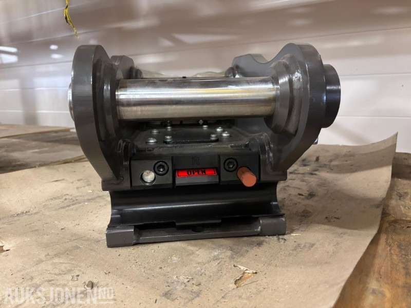 Ny / Ubrukt SMP S50 Hardlock Hydraulisk Hurtigfeste. - Attachment for Construction machinery: picture 2 Ny / Ubrukt SMP S50 Hardlock Hydraulisk Hurtigfeste. - Attachment for Construction machinery: picture 2