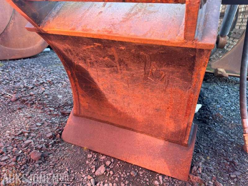 Pallari KHM-140 hydraulisk stubbebryter med S70 feste - Attachment for Construction machinery: picture 5 Pallari KHM-140 hydraulisk stubbebryter med S70 feste - Attachment for Construction machinery: picture 5
