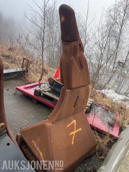 Rippertann - S90 feste - Attachment for Construction machinery: picture 3 Rippertann - S90 feste - Attachment for Construction machinery: picture 3