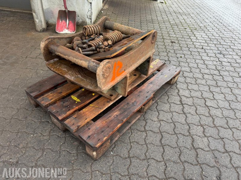 S70 feste - Attachment for Construction machinery: picture 1 S70 feste - Attachment for Construction machinery: picture 1