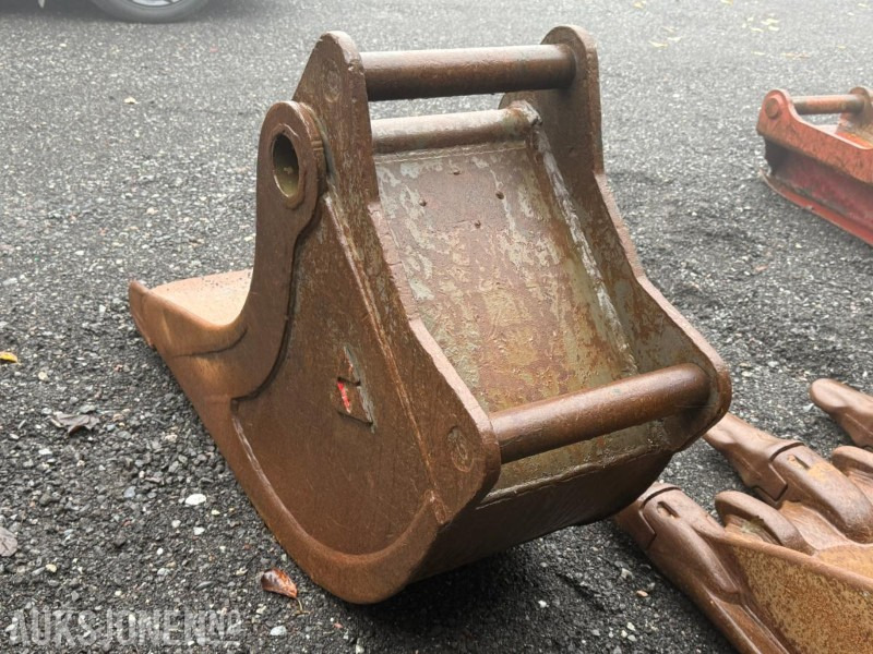 Smalskuffe med S60 feste - Attachment for Construction machinery: picture 5 Smalskuffe med S60 feste - Attachment for Construction machinery: picture 5