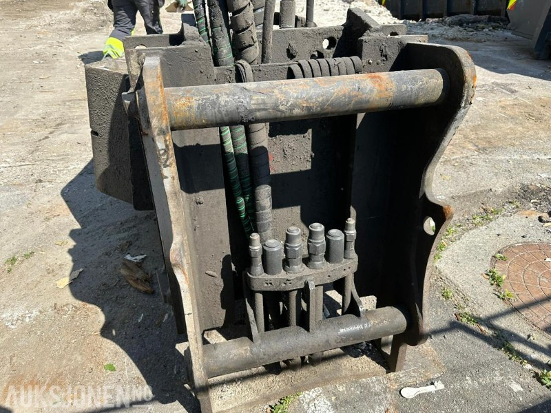 VTN FP24 betongknuser - Attachment for Construction machinery: picture 2 VTN FP24 betongknuser - Attachment for Construction machinery: picture 2