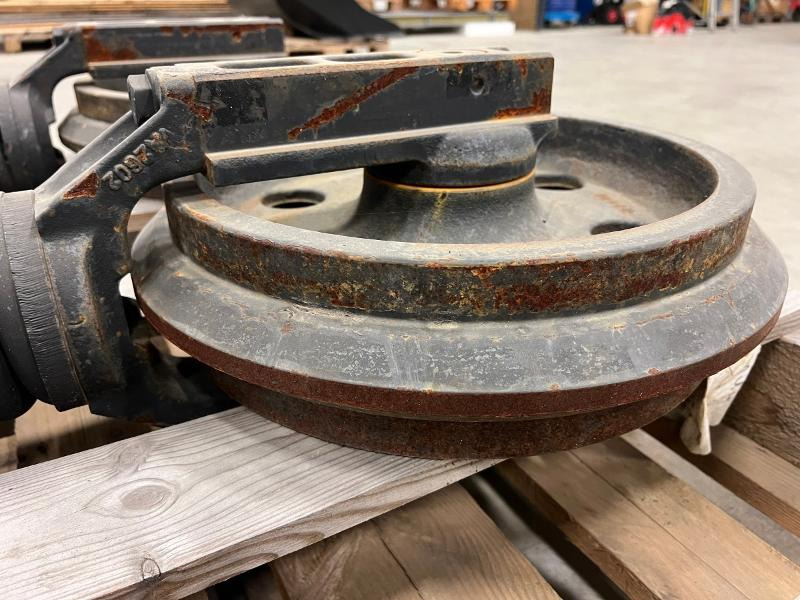 Beco ledehjul med brakett og fjører nye. - Construction equipment: picture 4 Beco ledehjul med brakett og fjører nye. - Construction equipment: picture 4