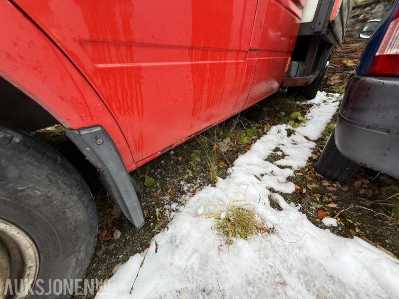 2001 Mercedes-Benz Sprinter 616CD1/40DOKA - Dobbelkabin med plan - Webasto - 6 Seter - 331000KM - Commercial vehicle: picture 3 2001 Mercedes-Benz Sprinter 616CD1/40DOKA - Dobbelkabin med plan - Webasto - 6 Seter - 331000KM - Commercial vehicle: picture 3