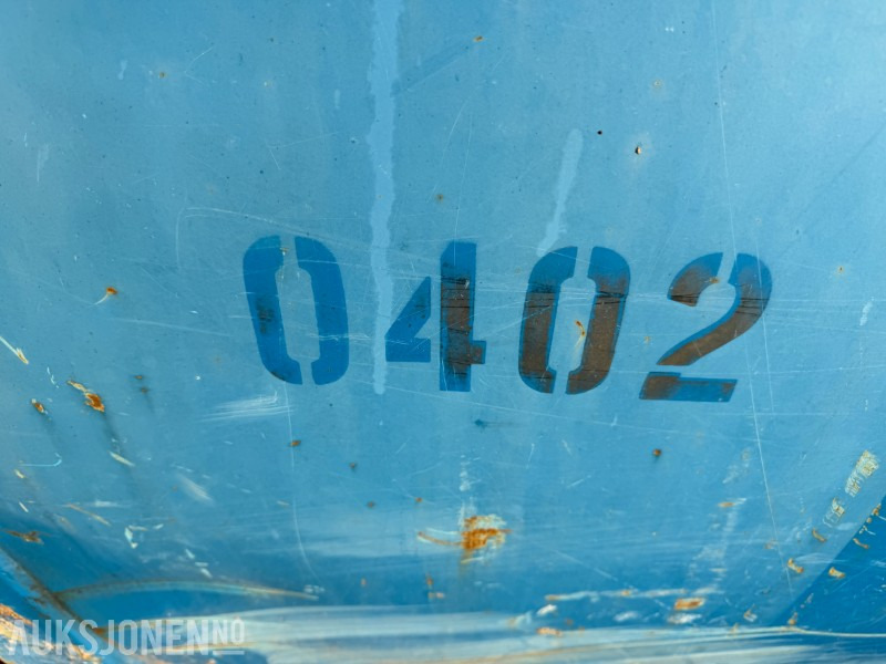 Construction equipment Fuel Proof dieseltank 3000L med lokk og tilkoblinger: picture 13 Construction equipment Fuel Proof dieseltank 3000L med lokk og tilkoblinger: picture 13