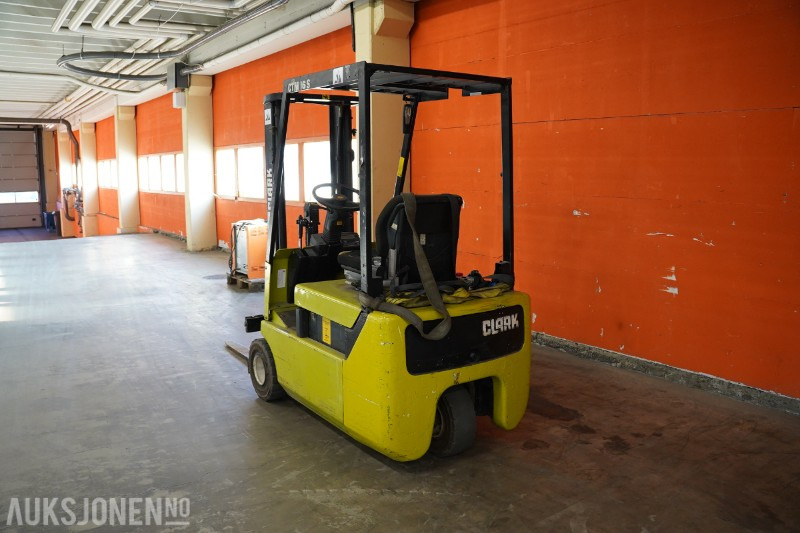 2001 Clark CTM 16 S elektrisk gaffeltruck, 1600 kg kapasitet - Material handling equipment: picture 4 2001 Clark CTM 16 S elektrisk gaffeltruck, 1600 kg kapasitet - Material handling equipment: picture 4
