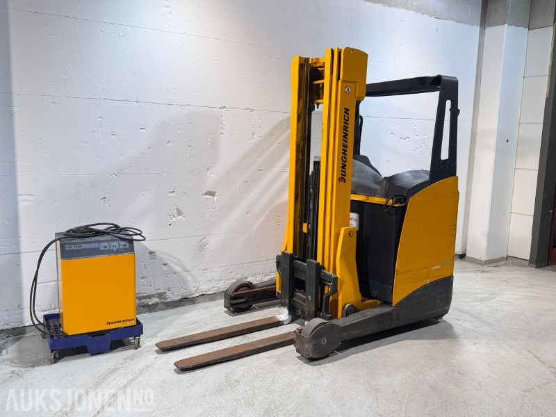 2007 Jungheinrich ETV 214 Elektrisk Skyvemasttruck - Material handling equipment: picture 1 2007 Jungheinrich ETV 214 Elektrisk Skyvemasttruck - Material handling equipment: picture 1