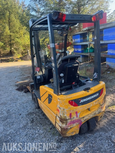 2008 Jungheinrich EFG216K - Material handling equipment: picture 4 2008 Jungheinrich EFG216K - Material handling equipment: picture 4
