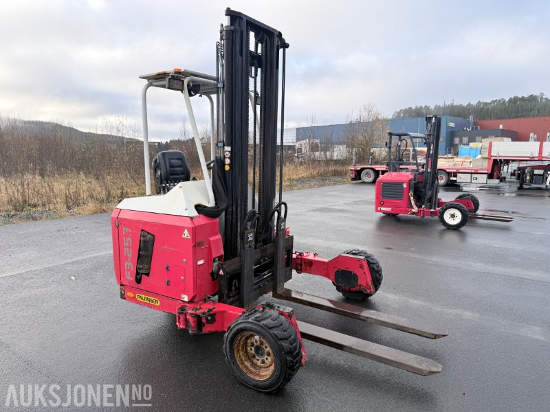 2015 Palfinger F3-253 PX medbringertruck - Material handling equipment: picture 3 2015 Palfinger F3-253 PX medbringertruck - Material handling equipment: picture 3
