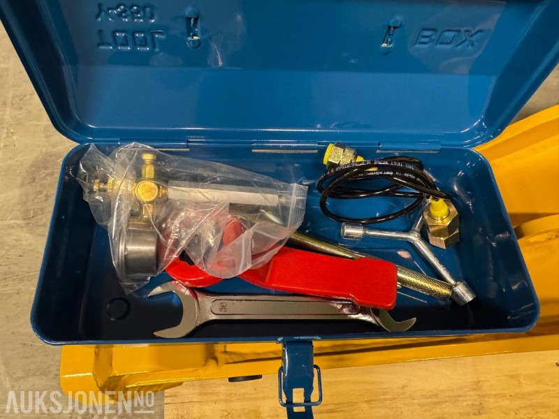 NY HENIMA PIGGHAMMER TIL 4-7 TONNS GRAVEMASKIN S40 M/GARANTI - Hydraulic hammer: picture 5 NY HENIMA PIGGHAMMER TIL 4-7 TONNS GRAVEMASKIN S40 M/GARANTI - Hydraulic hammer: picture 5