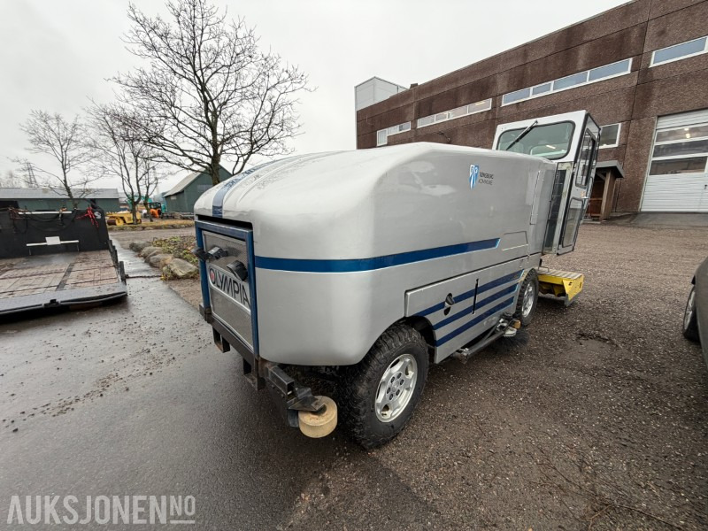 Olympia Millennium H plus Isprepareringsmaskin - 4WD - Construction equipment: picture 5 Olympia Millennium H plus Isprepareringsmaskin - 4WD - Construction equipment: picture 5