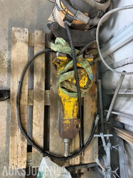 Pigghammer til minigraver 2-4t / 2021 Atlas Copco SB 152 / Feste S40 - Hydraulic hammer: picture 2 Pigghammer til minigraver 2-4t / 2021 Atlas Copco SB 152 / Feste S40 - Hydraulic hammer: picture 2