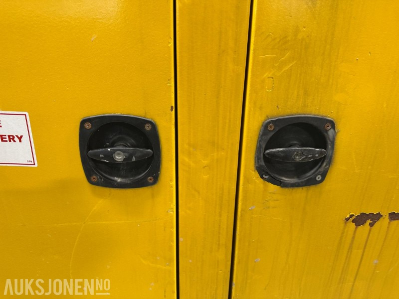 Selwood S100 dieselaggregat – 2006 – 8322 timer - støydempet kapsling - Construction equipment: picture 2 Selwood S100 dieselaggregat – 2006 – 8322 timer - støydempet kapsling - Construction equipment: picture 2