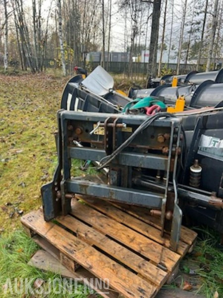 Tellefsdal K70 kasteplog – 3,1 m – 3-punktsfeste - Construction equipment: picture 4 Tellefsdal K70 kasteplog – 3,1 m – 3-punktsfeste - Construction equipment: picture 4