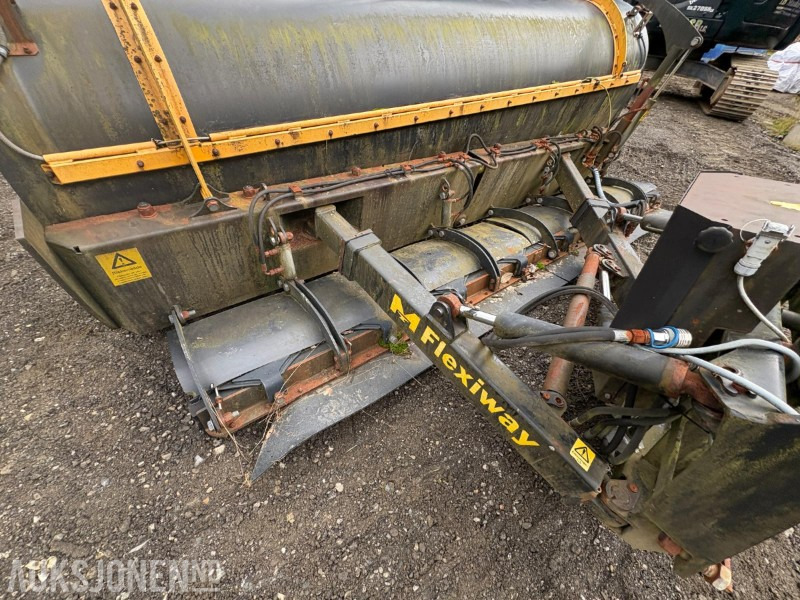 Truck 2012 Mahler M-Flexiway DT34FW snøplog med hydraulikksentral og slaps: picture 7 Truck 2012 Mahler M-Flexiway DT34FW snøplog med hydraulikksentral og slaps: picture 7