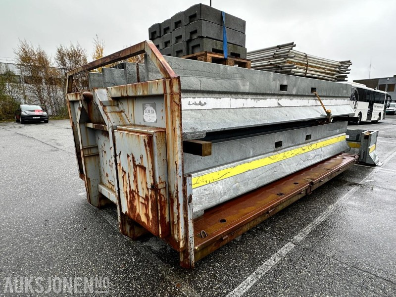 CCM Krokflak - Truck: picture 1 CCM Krokflak - Truck: picture 1