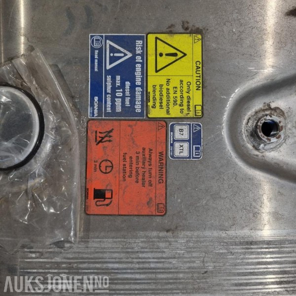 Dieseltank drivstoff ca 300L alu Scania Scania - Truck: picture 4 Dieseltank drivstoff ca 300L alu Scania Scania - Truck: picture 4