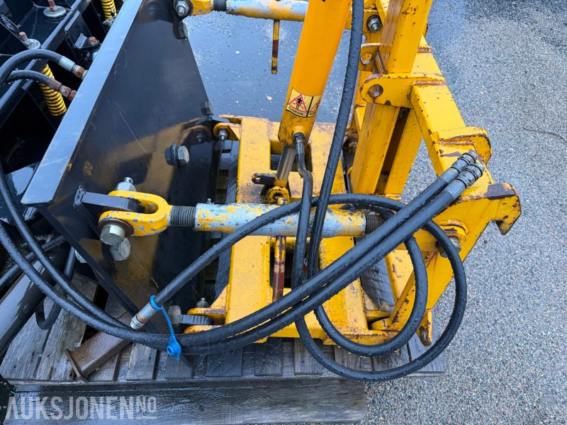 Truck Gradmeko Plog med Markeringslys, Paralellogram og Fjærbelastet slitestål: picture 10