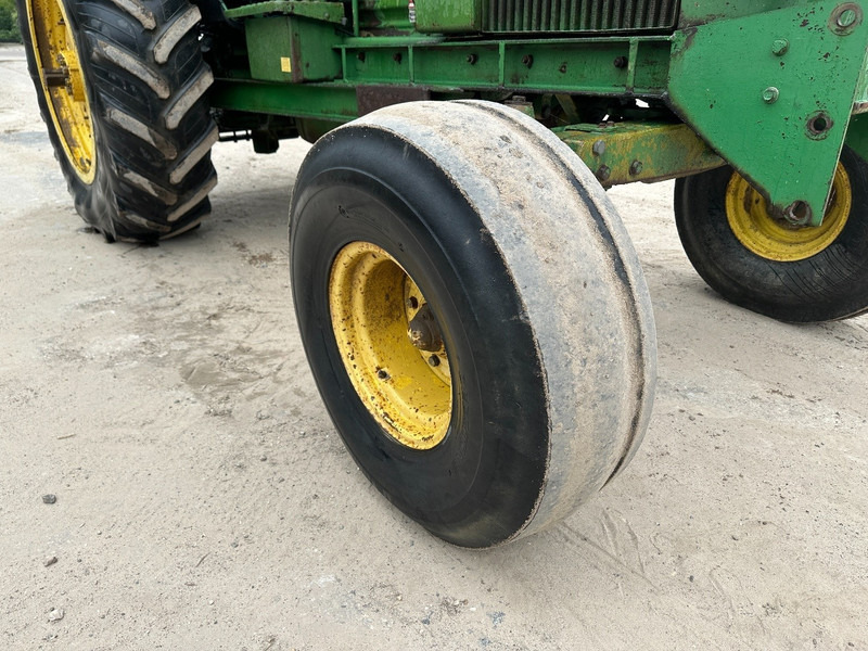 Farm tractor John Deere 4040 AIRCO: picture 10