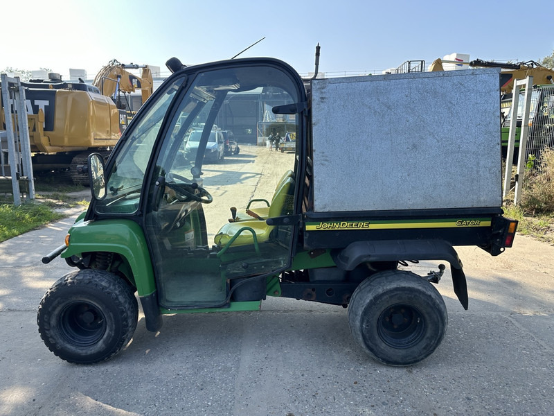 John Deere HPX Gator 4X4 - Pickup truck: picture 2 John Deere HPX Gator 4X4 - Pickup truck: picture 2