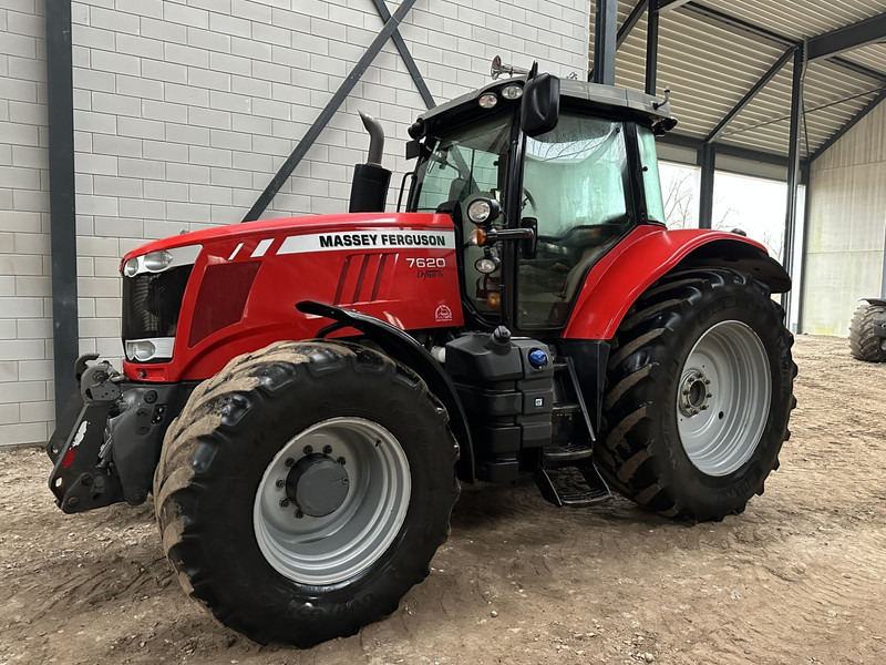 Massey Ferguson 7620 Dyna 6 - Farm tractor: picture 1 Massey Ferguson 7620 Dyna 6 - Farm tractor: picture 1