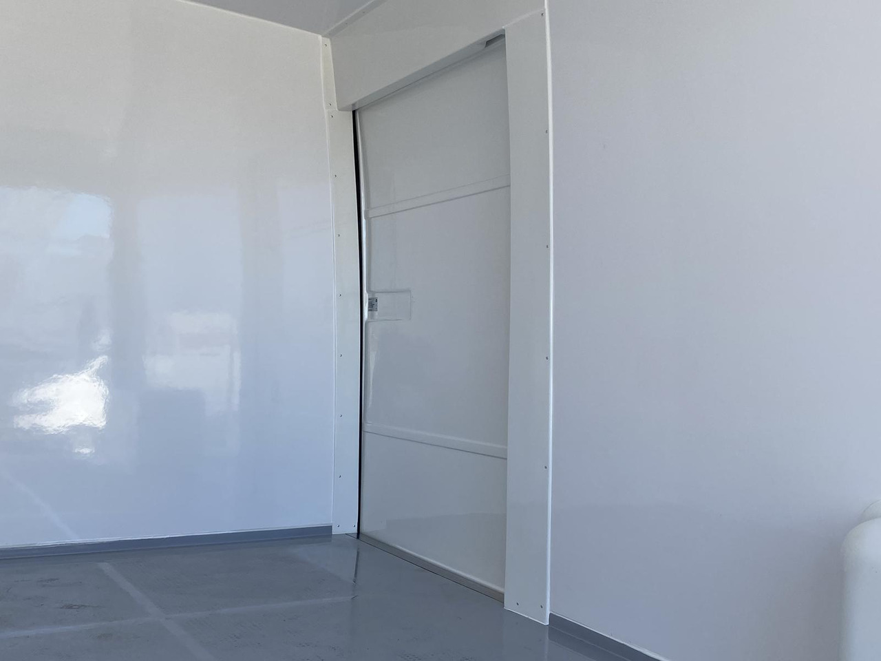 FIAT DUCATO L3H2 140PS | TIEFKÜHLFAHRZEUG -20C + KONVEKTA TK 4022 12V-230V - Refrigerated delivery van: picture 5 FIAT DUCATO L3H2 140PS | TIEFKÜHLFAHRZEUG -20C + KONVEKTA TK 4022 12V-230V - Refrigerated delivery van: picture 5