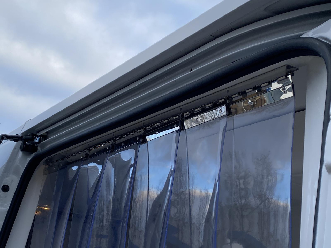 New Refrigerated delivery van FIAT DUCATO L3H2 180PS BASE HEAVY / FRISCHDIENST + XARIOS 300 12-380V + Heizung: picture 6
