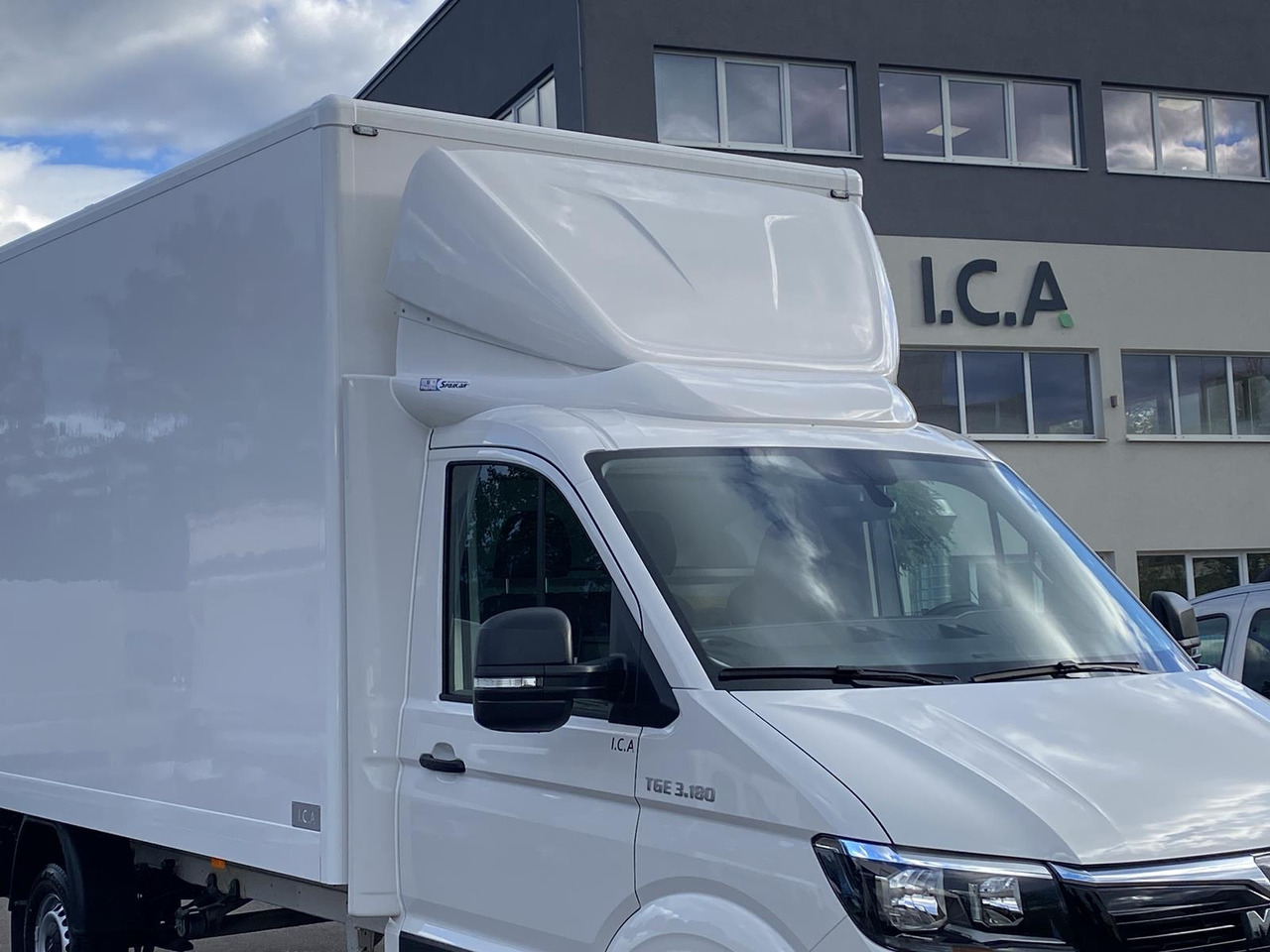 MAN TGE 3.180 RS4490 1+2, 180PS, 2.0L | ALU-BOX 4200mm + LADERAMPE - Closed box van: picture 5 MAN TGE 3.180 RS4490 1+2, 180PS, 2.0L | ALU-BOX 4200mm + LADERAMPE - Closed box van: picture 5